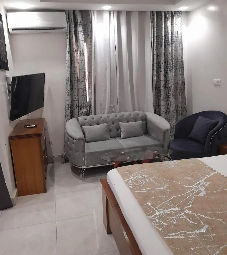 Bed & Breakfast Residence Faby 1 Dakar