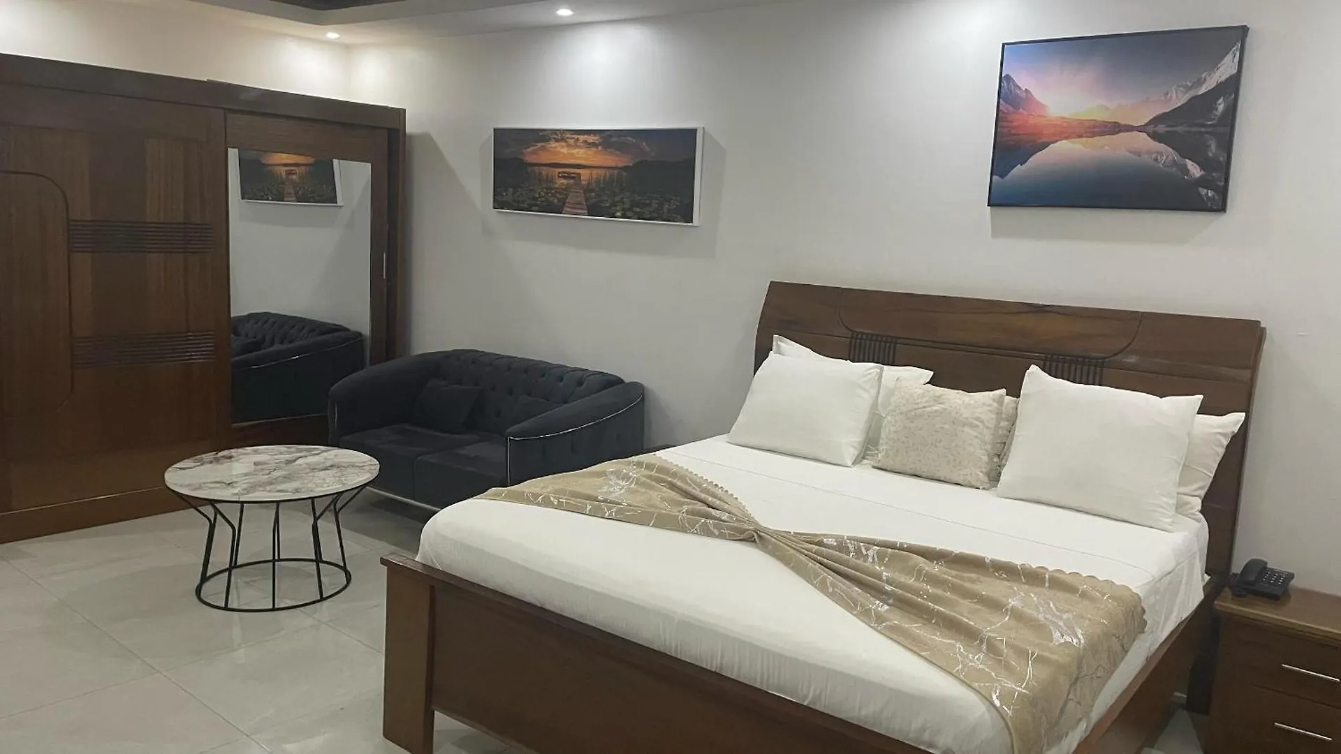 Residence Faby 1 Dakar Bed & Breakfast